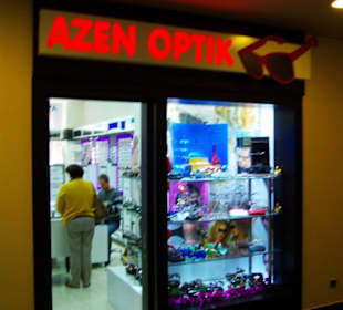 Eingang im UG vom Alhambra