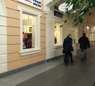 Fashion House
