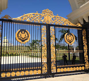 Istana Negara - Königspalast