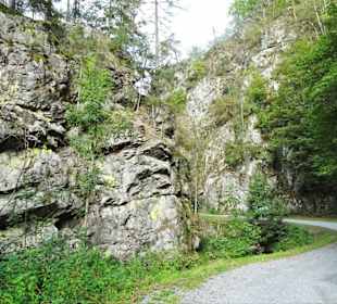 Wanderung durch die Steinachklamm