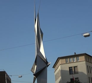 Skulptur 6-87/88 am Kernerplatz