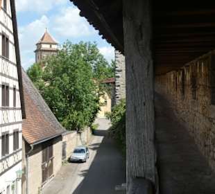 Blick von Stadtmauer zum Galgentor