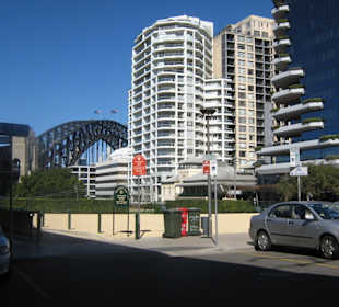 Il ponte e i grattacieli