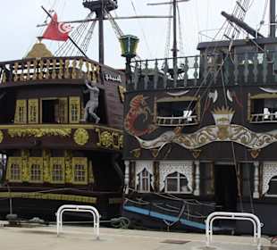 Im Hafen von Yasmine