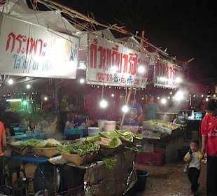 Nachtmarkt in Bangkok