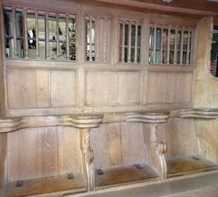 Kirchengestühl im Chor von 1481