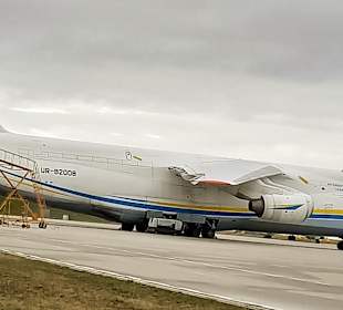 Flughafen Leipzig/Halle (LEJ)