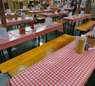 Gastrobereich in der Messe "HanseLife"