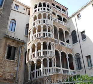 Palazzo Contarini del Bovolo