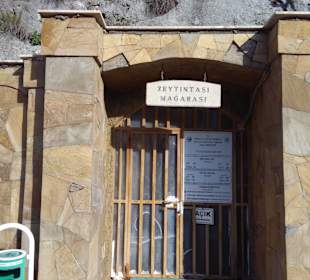 Zeytintasi Höhle