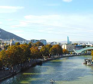 Friedensbrücke in Tiflis