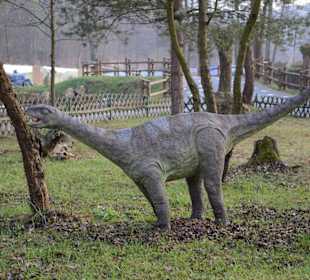 Dinozaur w Bałtowie