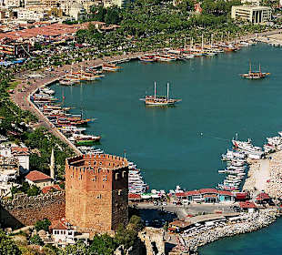 Kizil Kule (Roter Turm)