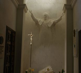 Bazylika Świętego Krzyża - Базилика Святого Креста