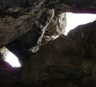 In der großen Höhle!