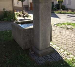 Brunnen am Rathaus
