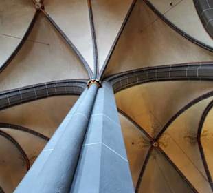 Gewölbe im Langschiff der Lambertuskirche