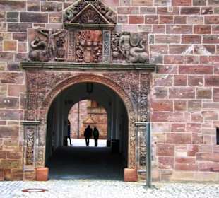 Das Eingangsportal