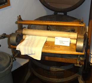 Rundgang durch die Ausstellung des Museums