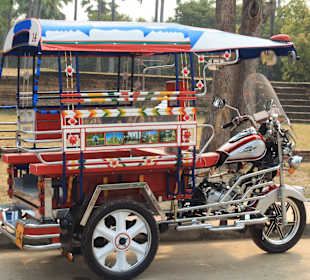 Ein Motorad-Tuk-Tuk ?