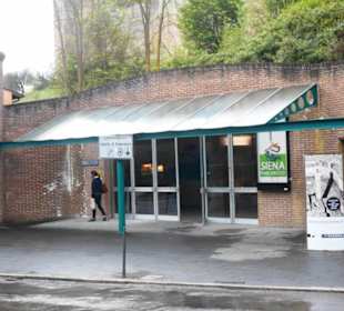 Rolltreppe zur Altstadt Siena