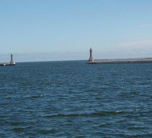 Die Hafenausfahrt des Hafens von Gdynia
