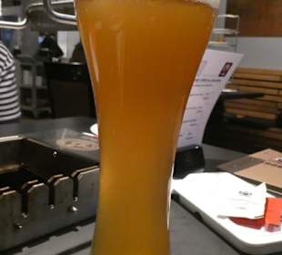 Zum Abendessen im Look & Feel Grill Restaurant