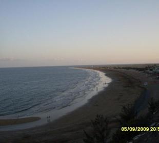 Strand von der Promenade aus Gesehn
