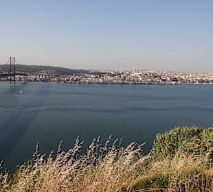 Blick v. Cristo Rei,Lissabon, Brücke des 25. April