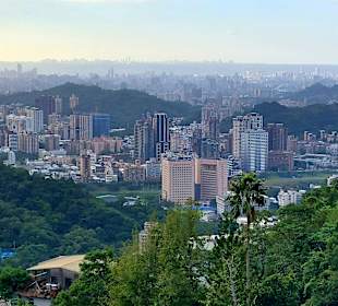 Maokong Gondel -  Rund um Tempel Station