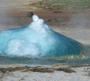 Der Ausbruch beginnt 