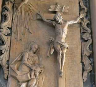 Holzreliefs an der Kanzel, Kirche Oberlauringen