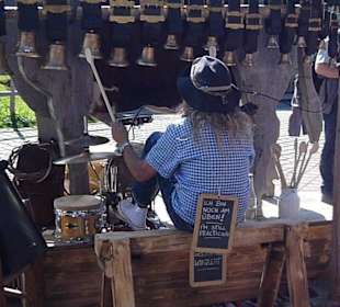 Musik von Mike auf dem Almfest!