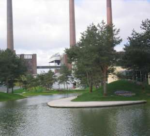 Teich in der Autowelt