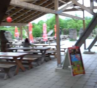 HöhlenHaus