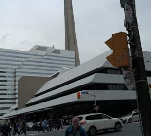 CN Tower anderer Blickwinkel 