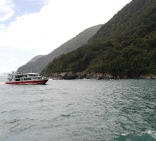 Фьорд Милфорд Саунд.