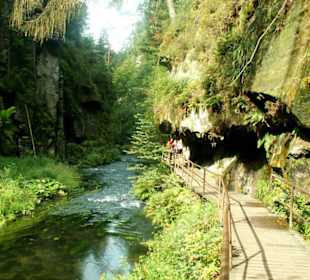 Weg zur unteren Anlegestelle in der Stillen Klamm