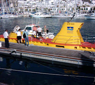 Touristenunterseeboot