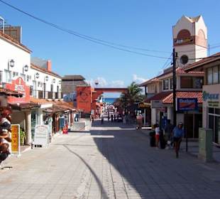 Geschäftsstrasse von Playa Del Carmen
