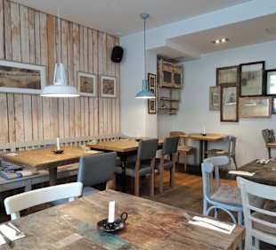 Die Gasträume im Restaurant Dinette