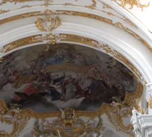 Stift Unserer Lieben Frau zur Alten Kapelle