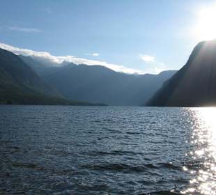 Jazera pri hore Triglav