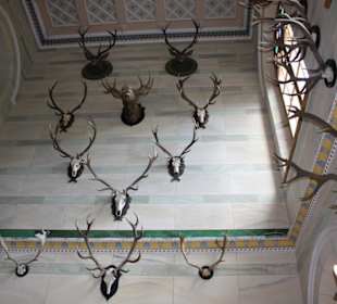 Wandschmuck in der Eingangshalle