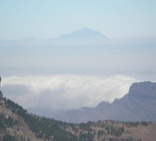 Roque Nublo mit Blick zum Teide