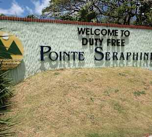 Eingang zum Einkaufszentrum