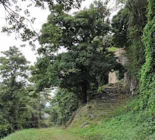 Treppe über der Zisterne