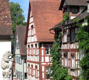 Gasse bei der Burg