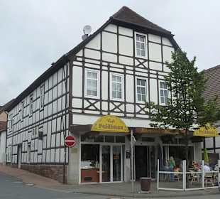 Im Zentrum, Lange Straße