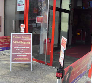 Der VIP-Eingang - zu empfehlen